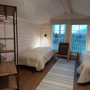 Mäkitupa 2hh yläkerrassa huone 3 MÄNTY